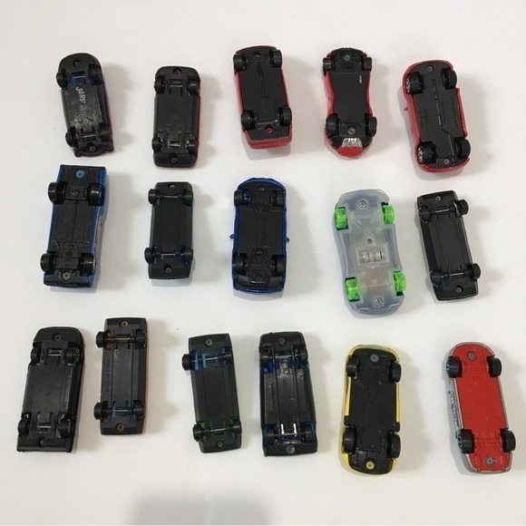 Maisto/Hot wheels Mattel Vehicles Diecast Car Lot of 16 Cars Vehicles - Picture 9 of 14